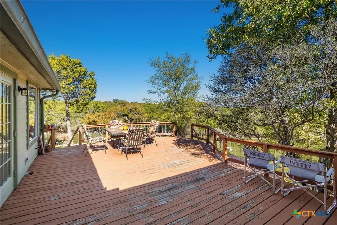 790 Cibolo Springs Drive - Photo 2